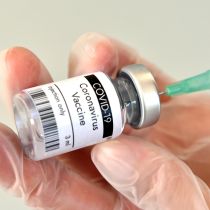 Debunking vaccine myths JJ vs Pfizer vaccine